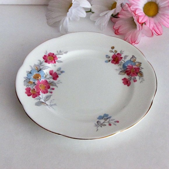 Adderley Vintage Fine Bone China Bread or Cake Plate Floral England - Picture 6 of 8